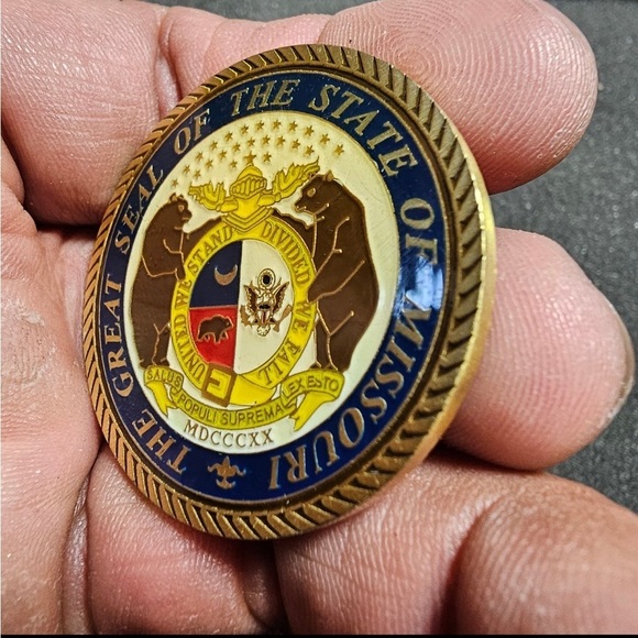 The Great Seal Of The State Of Missouri Outstanding Performance Award Token Coin - Picture 4 of 7